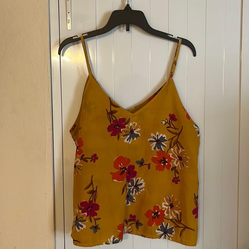 Blouse with flowers